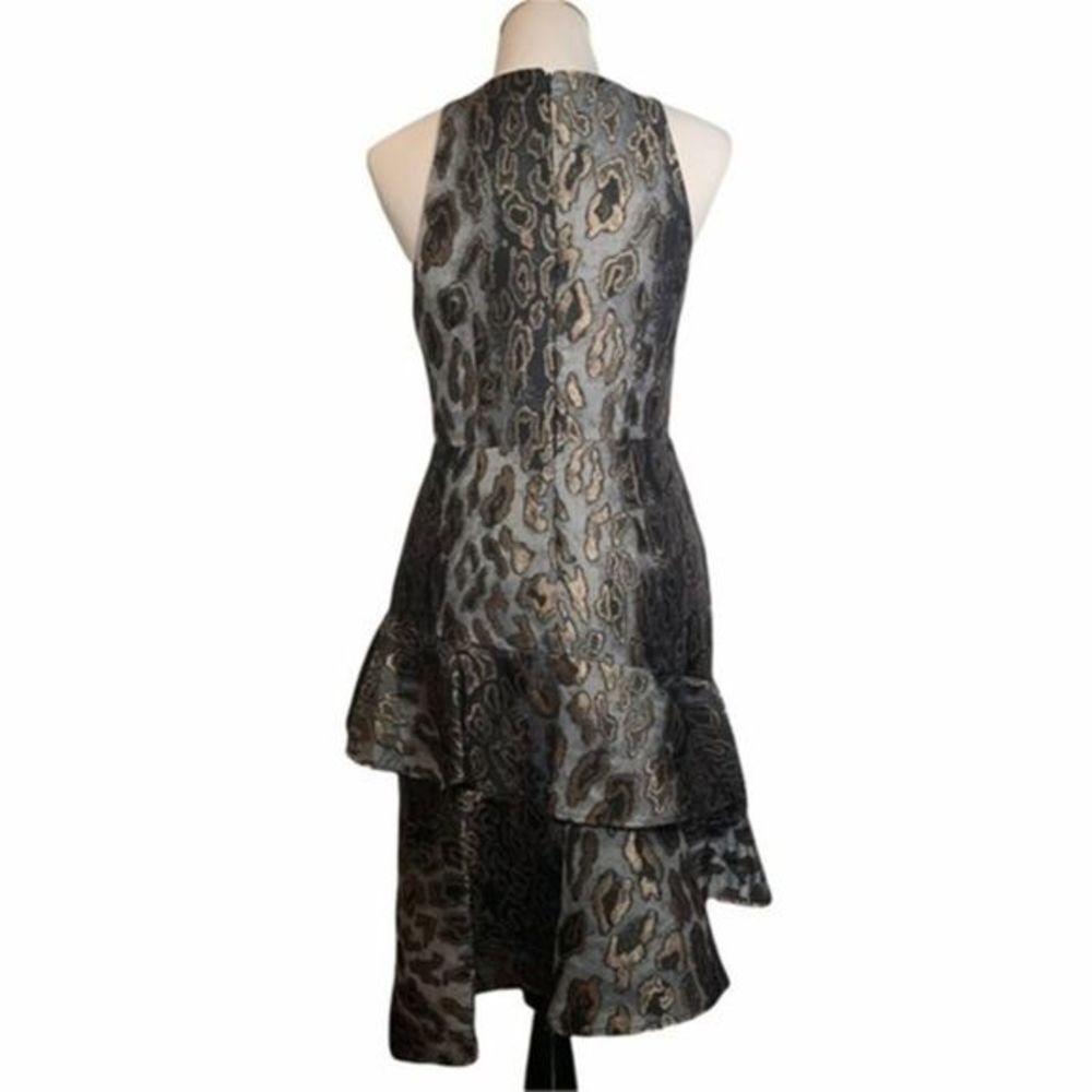 VINCE CAMUTO | Leopard Print Asymmetrical Ruffle - Picture 6 of 11